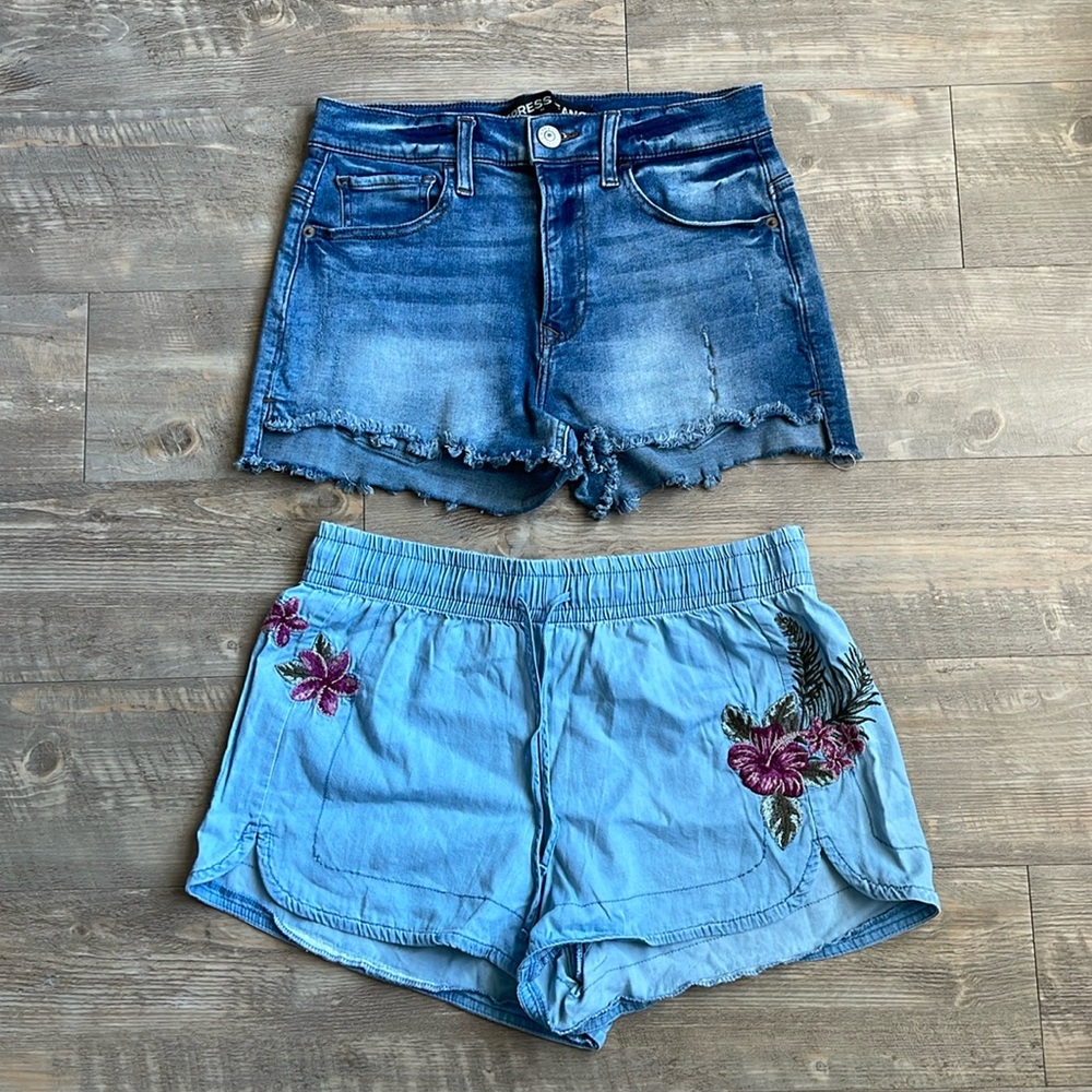 Bundle of Express Shorts